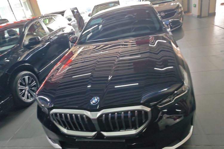 BMW i5 2024 #3 BMW i5 2024 car image #3