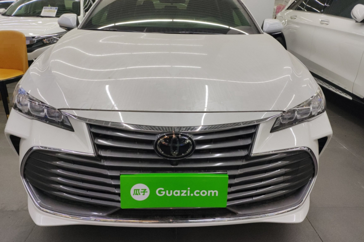 Toyota Avalon 2021 car image #3