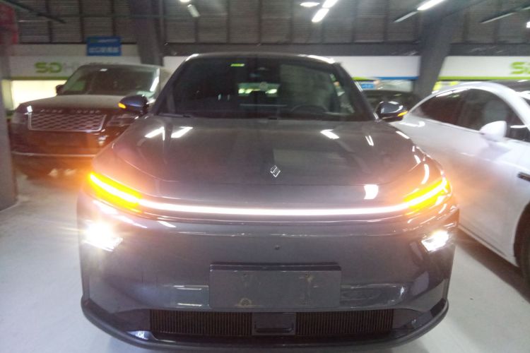 Livan 7 2025 imagen de coche #3