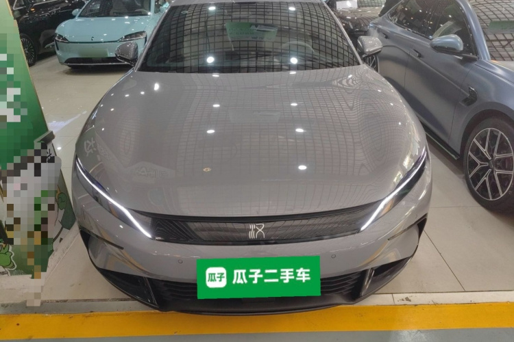 BYD Han 2024 car image #3