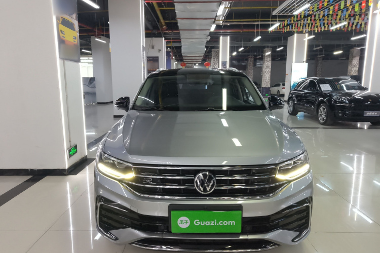 Volkswagen Tiguan X 2021 صورة سيارة #3