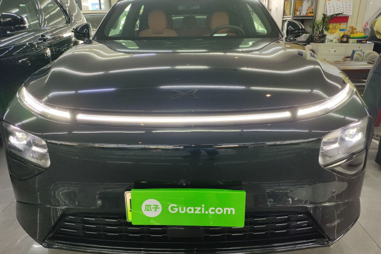 Xpeng G9 2025 immagine di auto #3