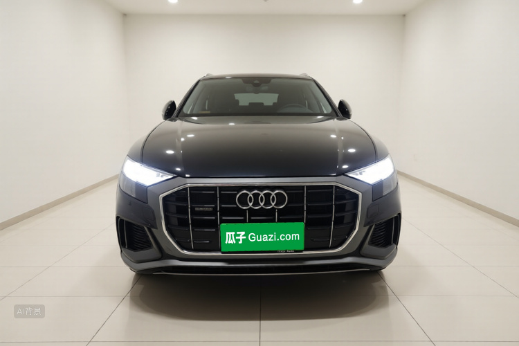 Audi Q8 2021 car image #3