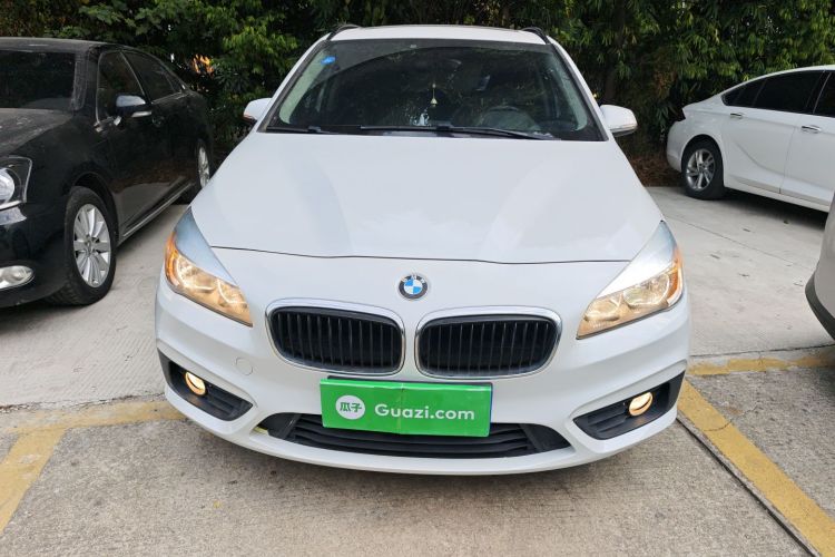 BMW 2 Series Tourer 2016 car image #3