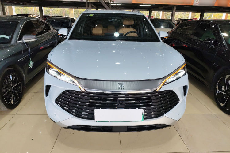 BYD SongL DM-i 2025 #3 BYD SongL DM-i 2025 car image #3