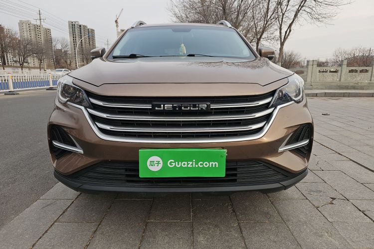 X70M 2020 car image #3