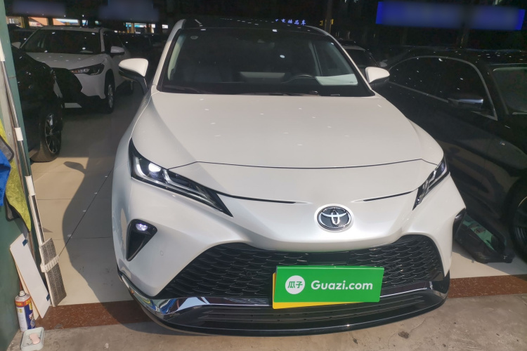 Toyota Venza 2023 immagine di auto #3