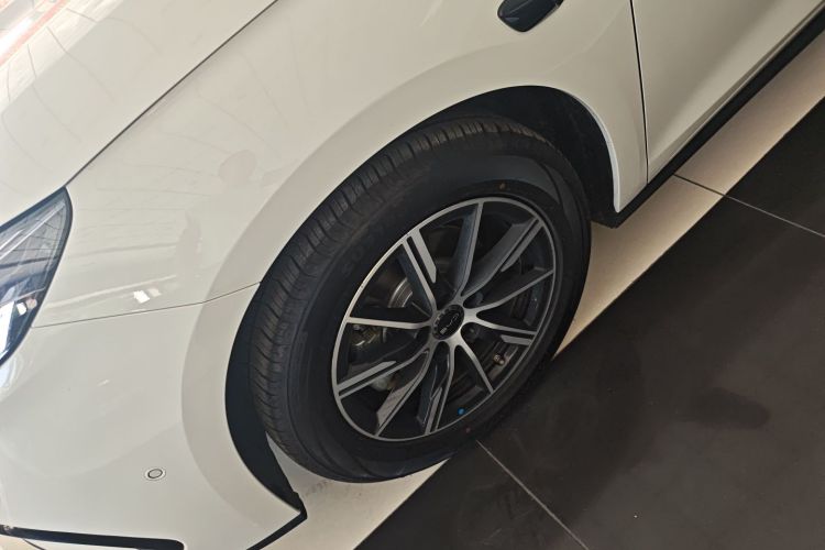 BYD Seal 06 DM-i 2025 #3 BYD Seal 06 DM-i 2025 immagine di auto #3