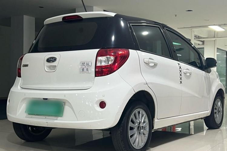JAC 2018 #3 JAC 2018 car image #3