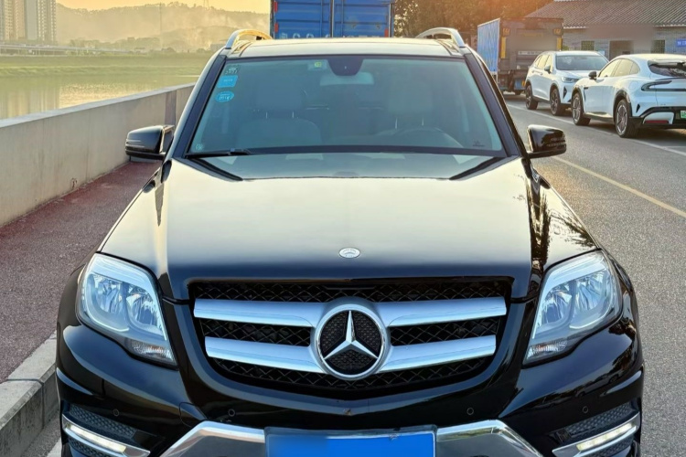 Mercedes-Benz GLK Class 2015 car image #3