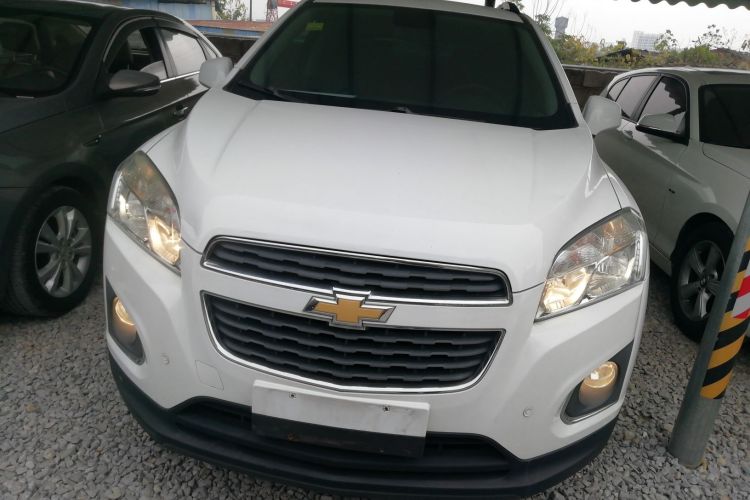 Chevrolet Tracker 2015 immagine di auto #3