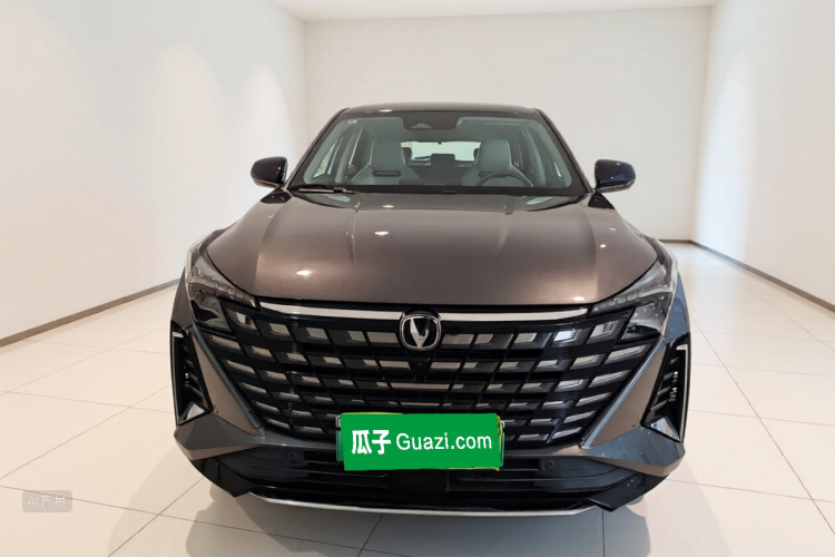 Changan UNI-Z PHEV 2024 #3 Changan UNI-Z PHEV 2024 car image #3