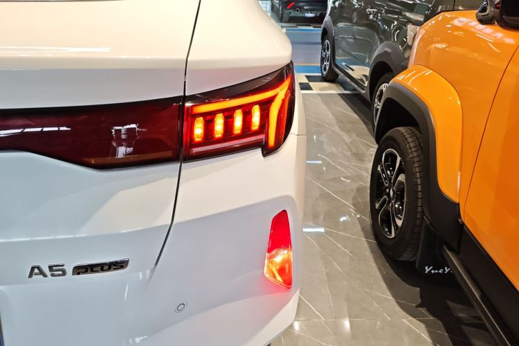 JAC A5 PLUS 2023 immagine di auto #3