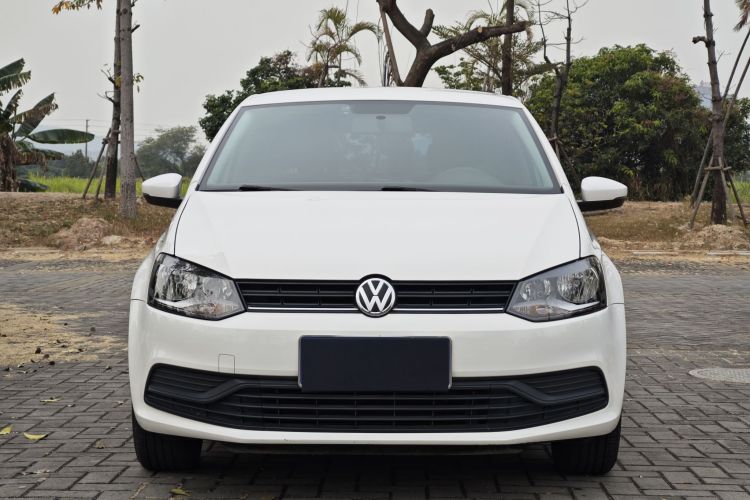 Polo 2016 car image #3
