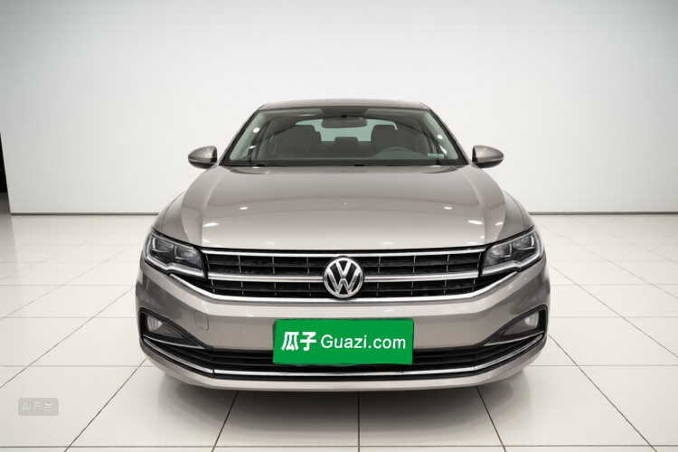 Volkswagen Bora 2019 car image #3