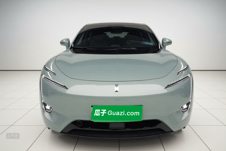 Avatr 11 2022 car image #3