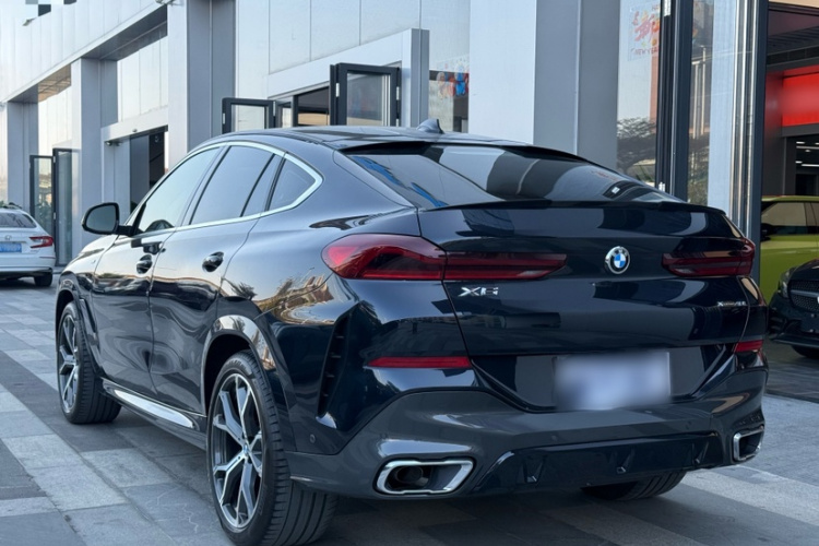 BMW X6 2021 #3 BMW X6 2021 car image #3