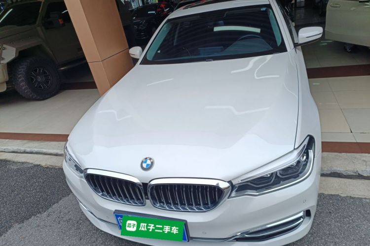 BMW 5 Series 2020 car image #3