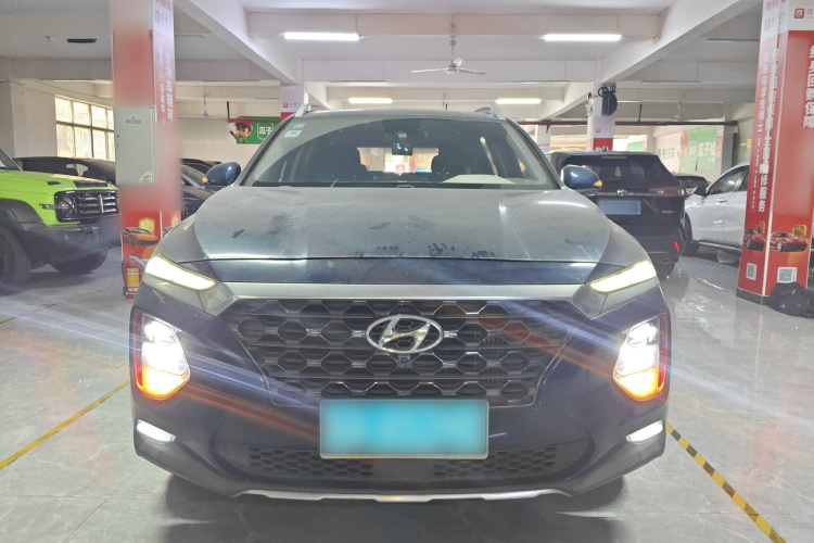 Hyundai Santa Fe 2020 #3 Hyundai Santa Fe 2020 car image #3