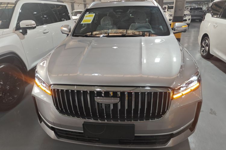 GEELY 2025 immagine di auto #3