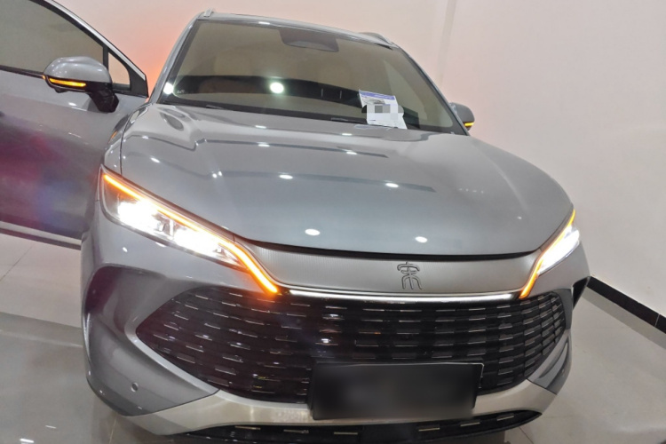 BYD SongL DM-i 2025 car image #3