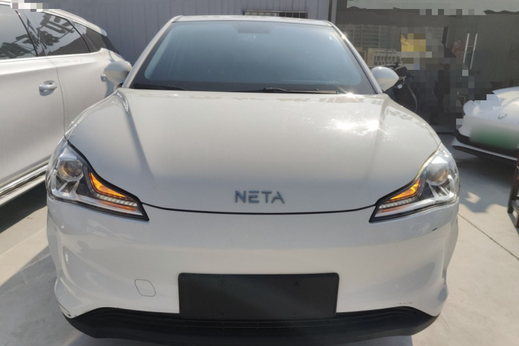 哪吒汽车 哪吒V 2020 汽车图片 #3