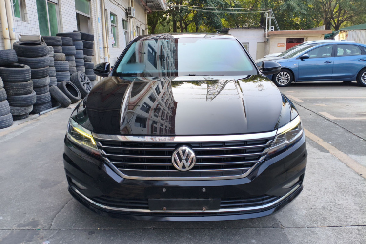 Volkswagen Lavida 2019 car image #3