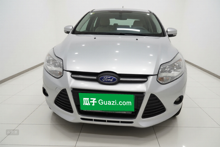 Ford Focus 2014 car image #3