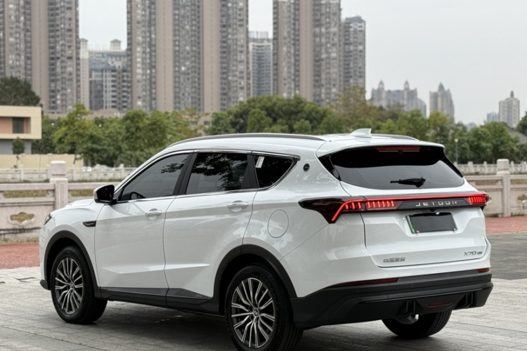 Jetour X70 C-DM 2024 car image #3