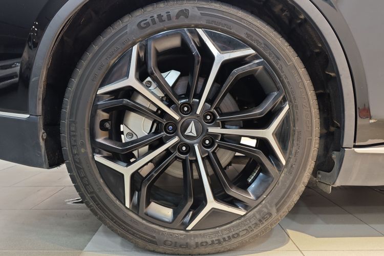 Deepal SL03 2024 #3 Deepal SL03 2024 car image #3