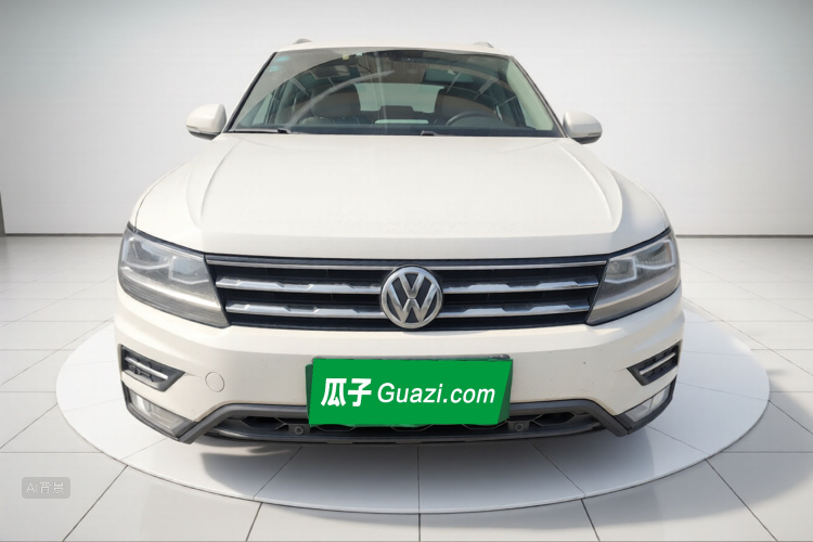 Volkswagen Tiguan L 2020 #3 Volkswagen Tiguan L 2020 car image #3