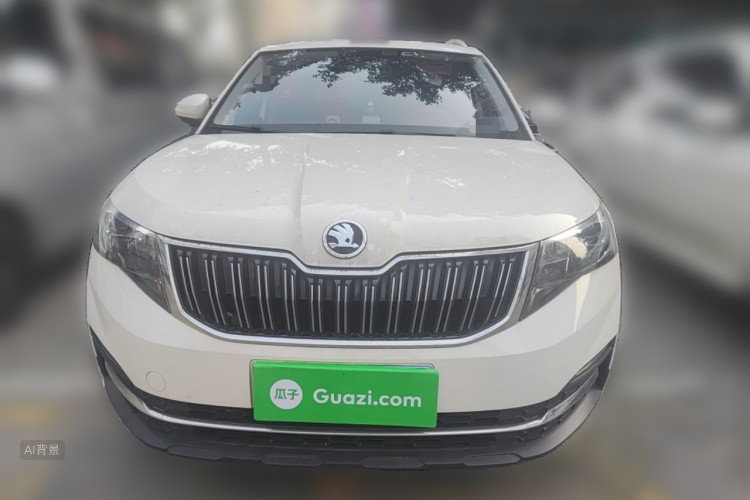Skoda Kamiq 2021 car image #3