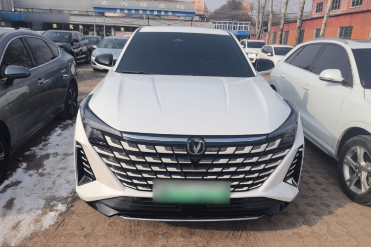 Changan UNI-Z PHEV 2024 car image #3