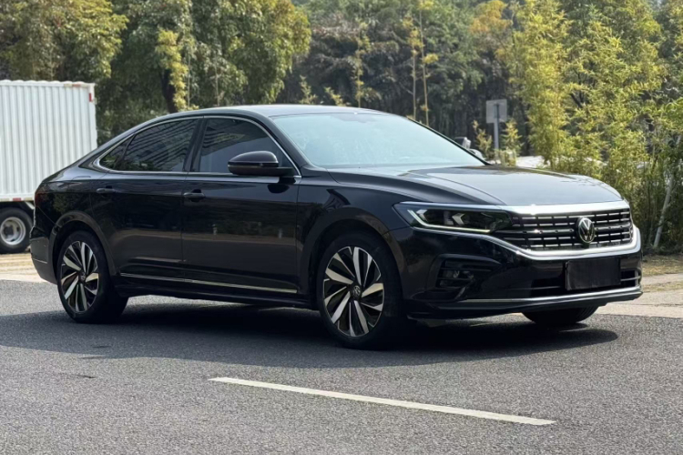 Volkswagen Passat 2023 #3 Volkswagen Passat 2023 immagine di auto #3