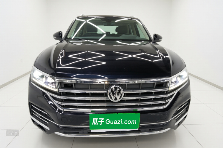 Volkswagen Touareg 2020 car image #3