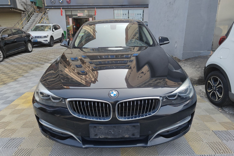 BMW 3 Series GT 2019 car image #3