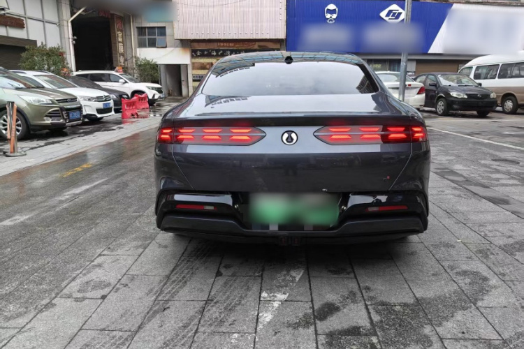 Denza Z9 2024 #3 Denza Z9 2024 car image #3