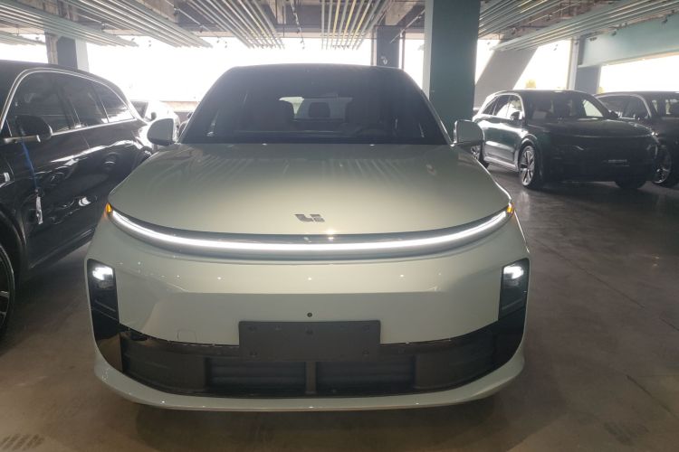 Li L6 2025 imagen de coche #3