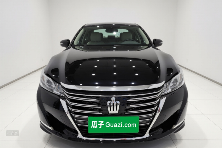 丰田 皇冠 2015 汽车图片 #3