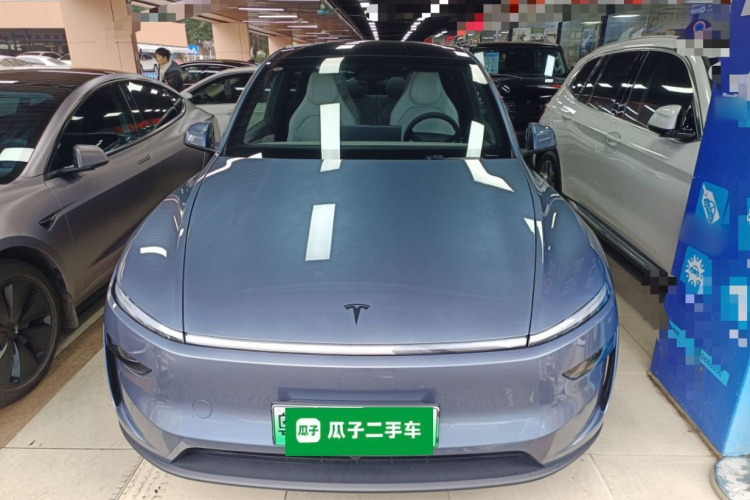 特斯拉 Model Y L 2025 汽车图片 #3