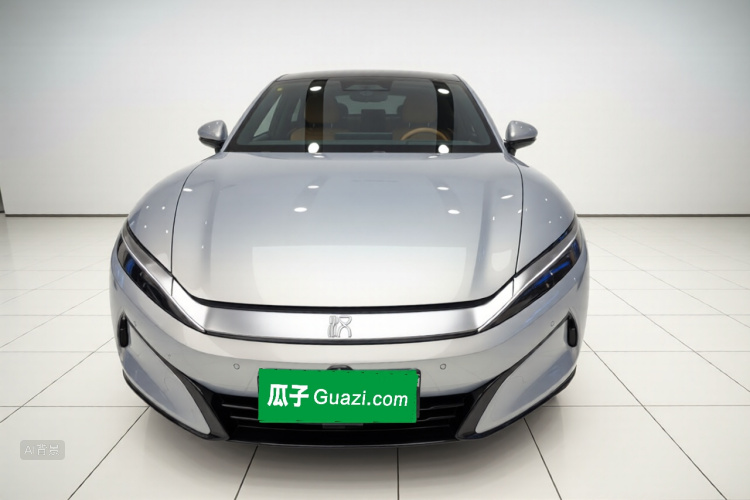 BYD HanL 2025 car image #3