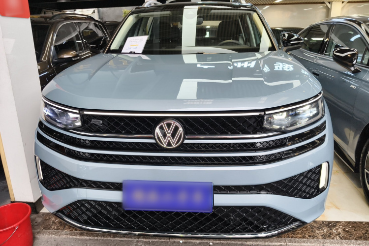 Volkswagen Tavendor 2023 car image #3