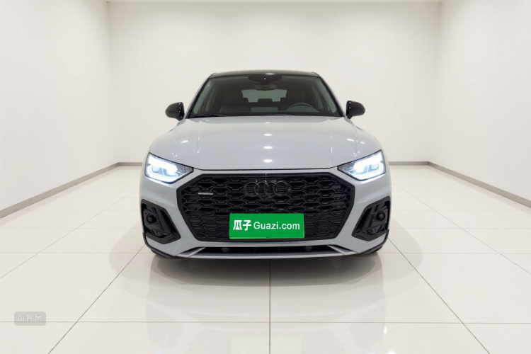 Audi Q5L Sportback 2024 immagine di auto #3