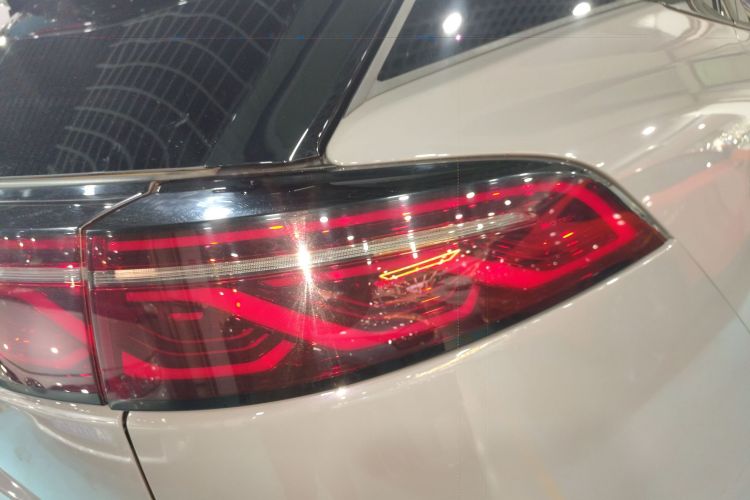 BYD Tang New Energy 2025 car image #3