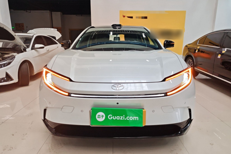 Toyota bZ5 2025 #3 Toyota bZ5 2025 immagine di auto #3