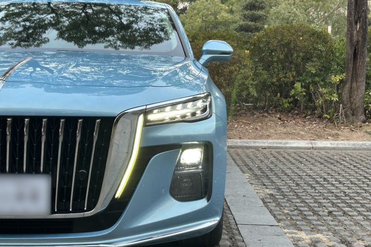 HongQi H5 2023 car image #3