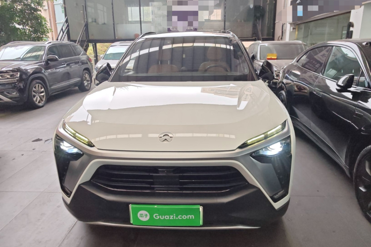 NIO ES8 2022 car image #3