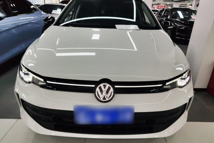 Volkswagen Golf 2025 #3 Volkswagen Golf 2025 car image #3