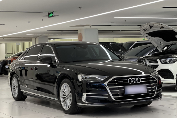 Audi A8 2020 imagem de carro #3