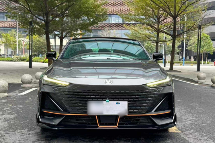 Changan UNI-V 2024 car image #3